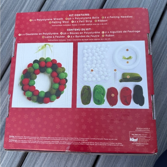 Pom Pom Christmas Wreath Felting Craft Kit - Red, Green, Brown - as is - Picture 7 of 13